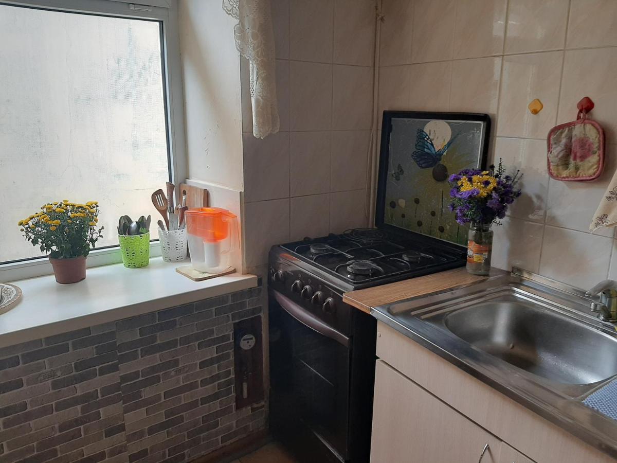 Уютная Квартира На Молдованке Odessa Exterior foto